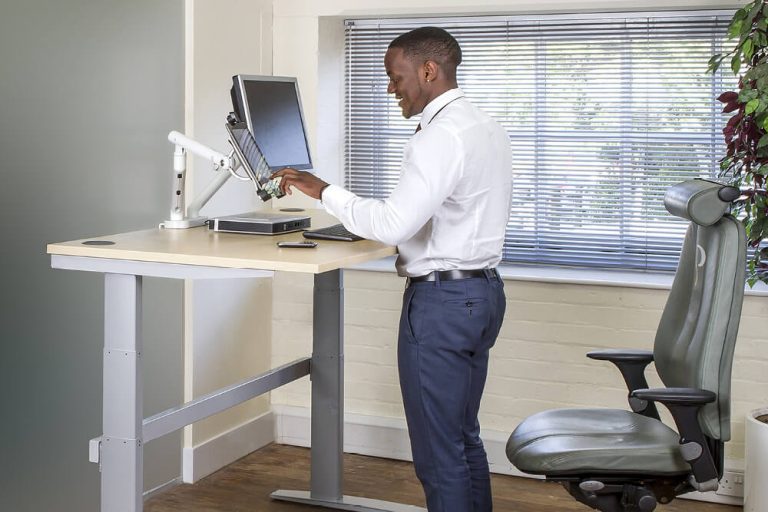 1692252634 why are standing desks good